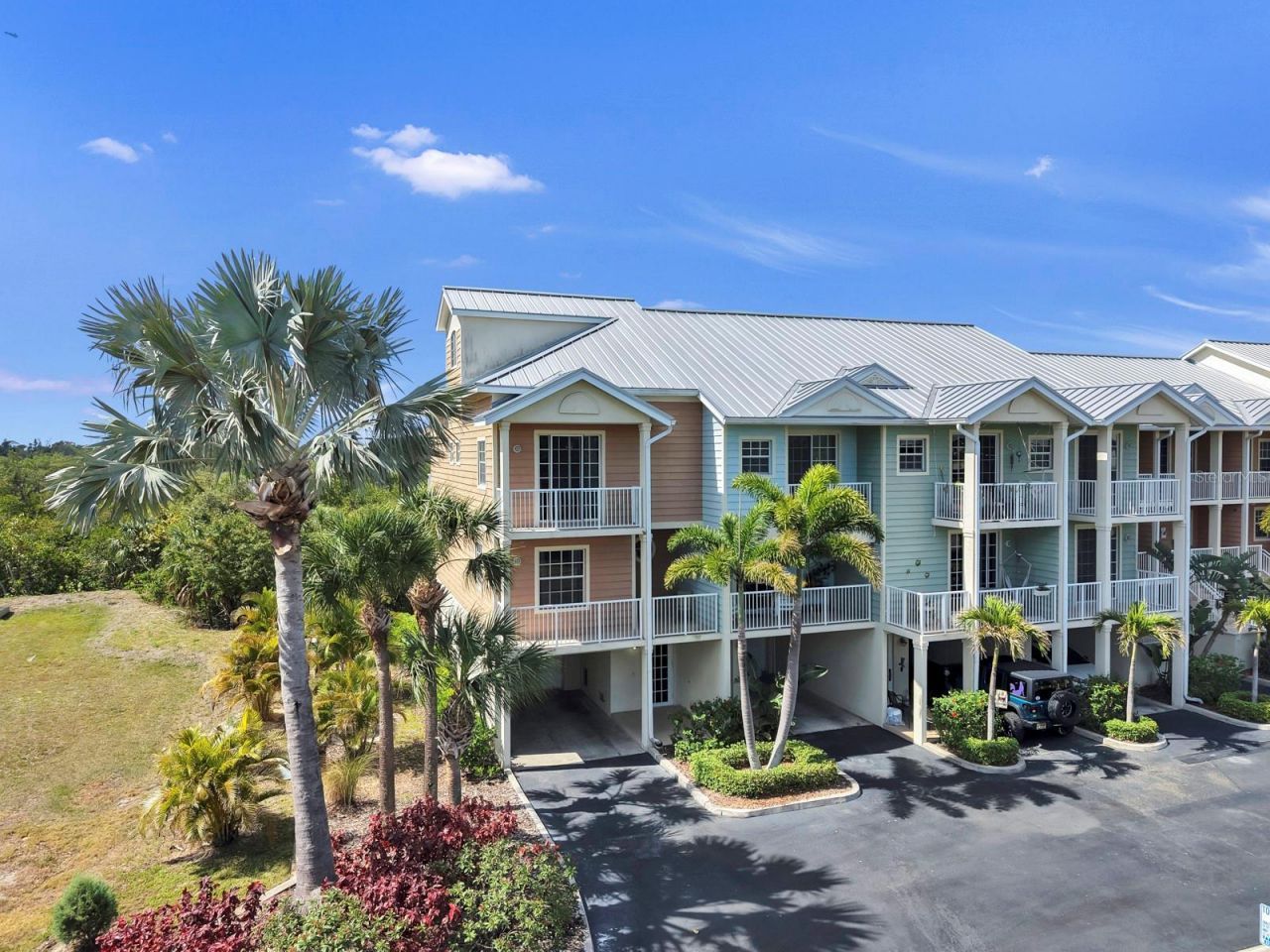 3202 Mangrove Point Drive, Ruskin, FL 33570 Photo