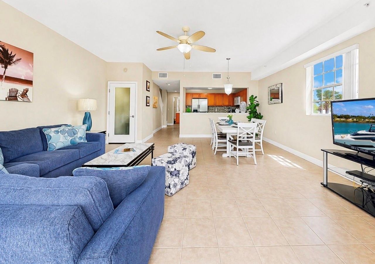 3202 Mangrove Point Drive, Ruskin, FL 33570 Photo