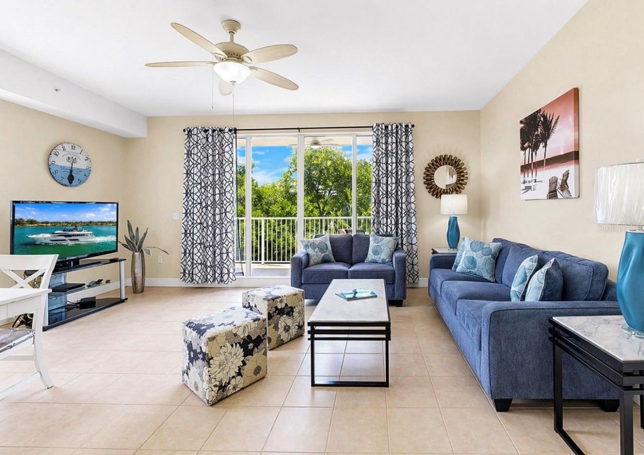 3202 Mangrove Point Drive, Ruskin, FL 33570 Photo