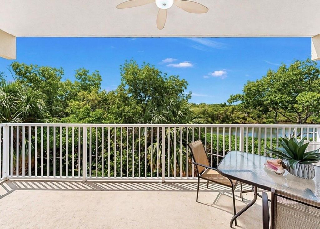 3202 Mangrove Point Drive, Ruskin, FL 33570 Photo