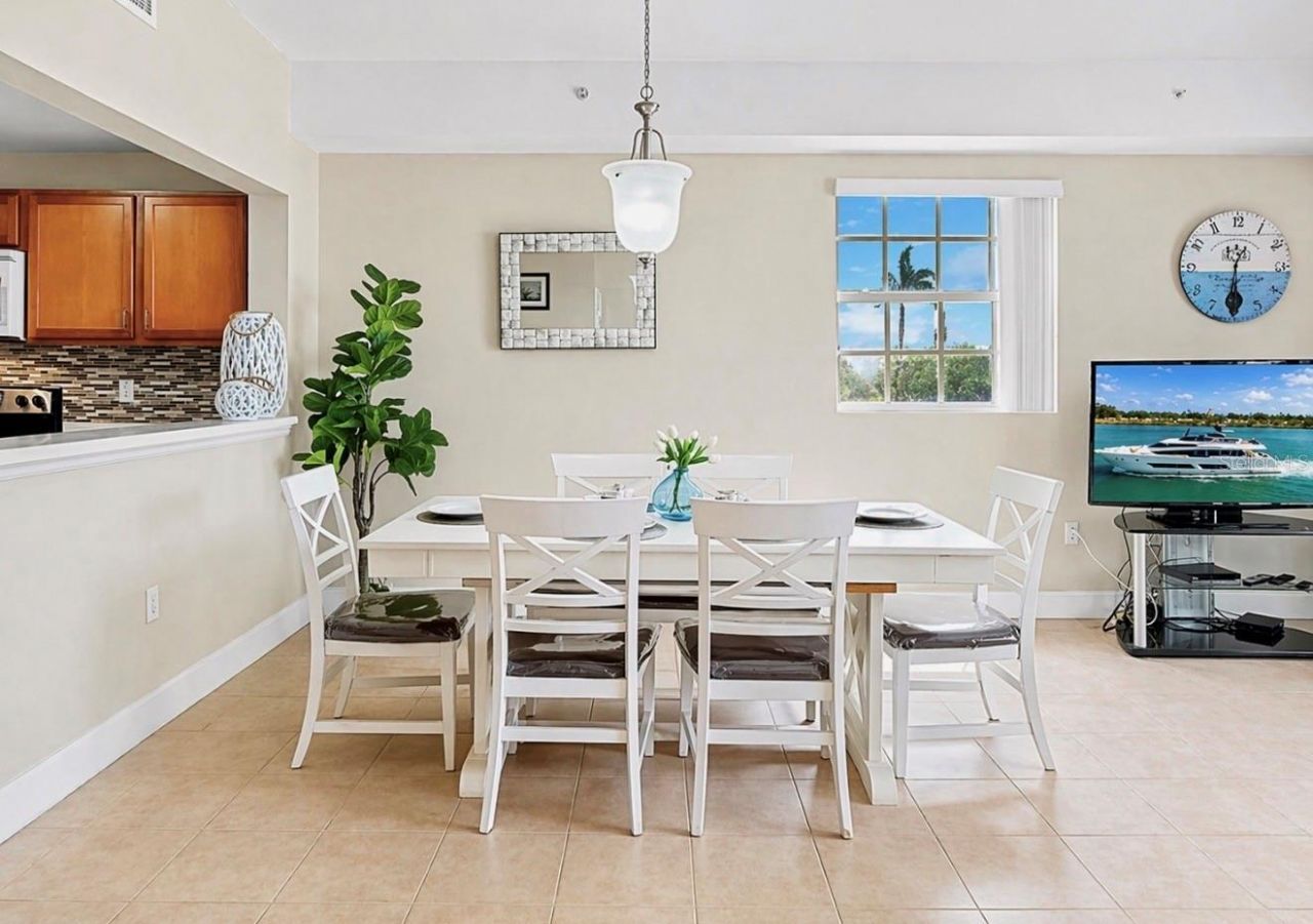 3202 Mangrove Point Drive, Ruskin, FL 33570 Photo