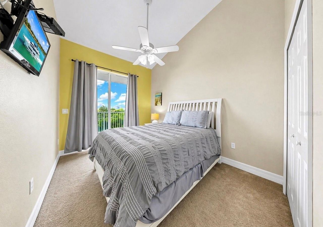 3202 Mangrove Point Drive, Ruskin, FL 33570 Photo