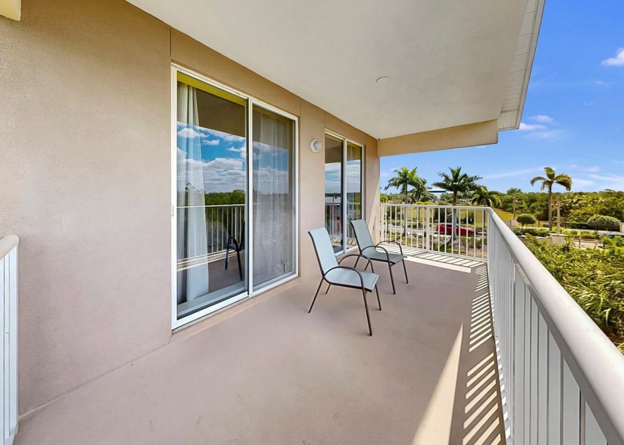 3202 Mangrove Point Drive, Ruskin, FL 33570 Photo