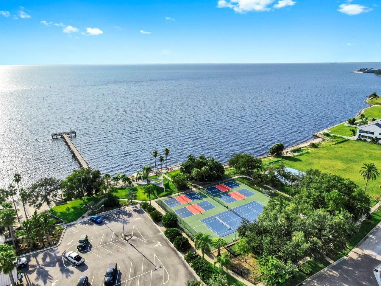 3202 Mangrove Point Drive, Ruskin, FL 33570 Photo