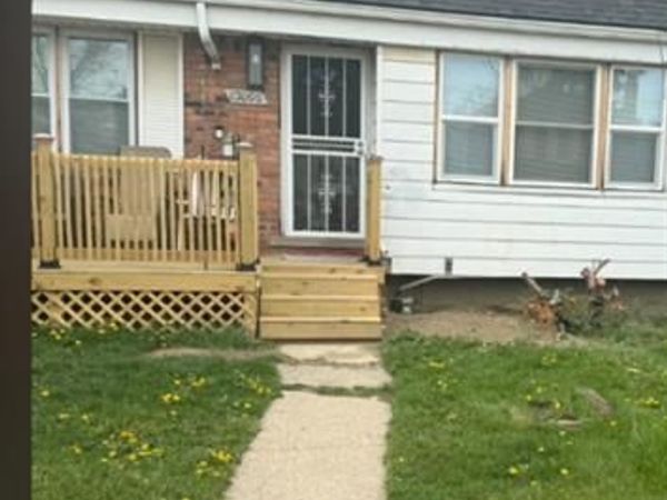 13095 Rosemary Street , Detroit, MI 48213