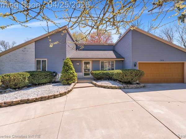7573 Ashburton Court, West Bloomfield Twp, MI 48322