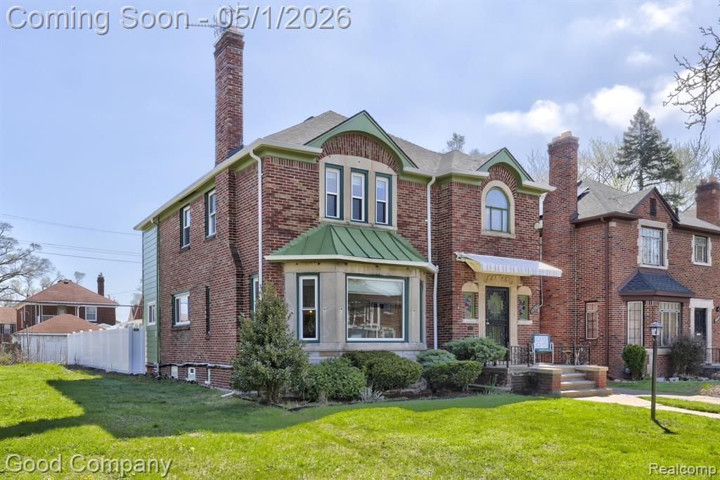 18264 San Juan Drive, Detroit, MI 48221 Main Photo