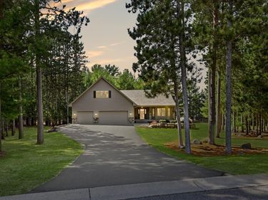 37324 Heritage Way, North Branch, MN 55056