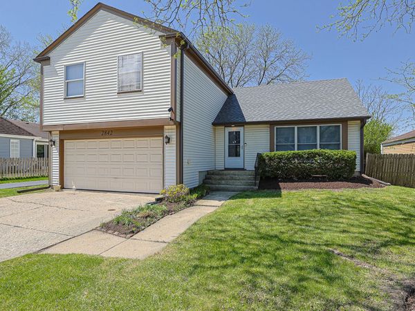 2842 GARDEN Drive , Lisle, IL 60532