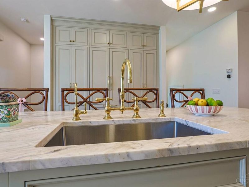 330 Boal Street, Cincinnati, OH 45202 Photo 11