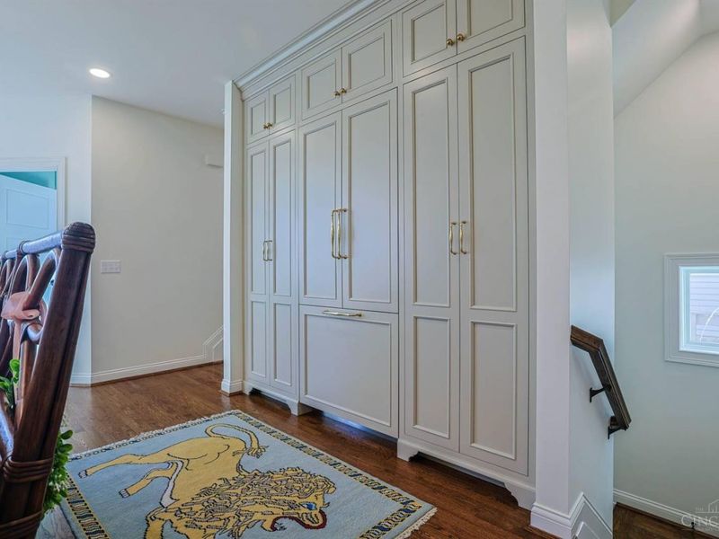 330 Boal Street, Cincinnati, OH 45202 Photo 16