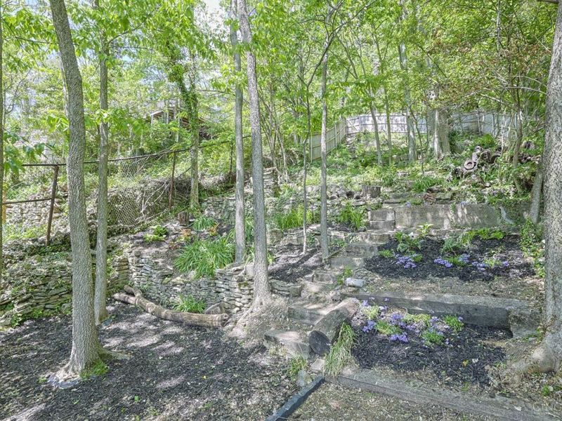 330 Boal Street, Cincinnati, OH 45202 Photo 60