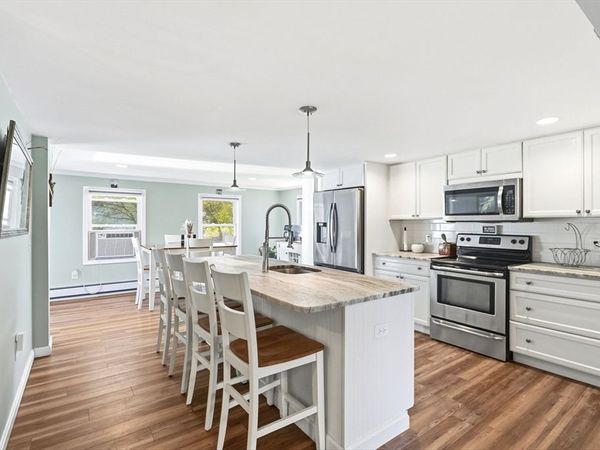 34 Glenvale, Billerica, MA 01821