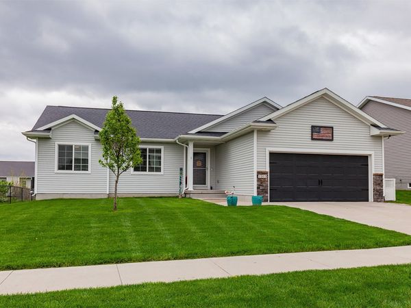 1913 Roebling Road, Adel, IA 50003