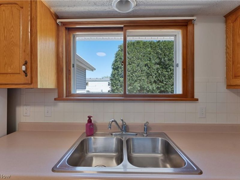 4576 Alderwood Drive , Canfield, OH 44406 Photo 10