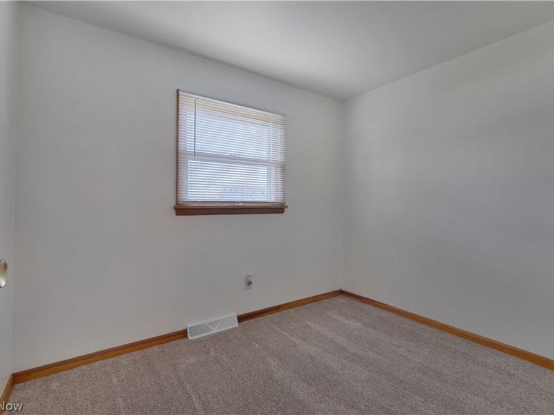 4576 Alderwood Drive , Canfield, OH 44406 Photo 12