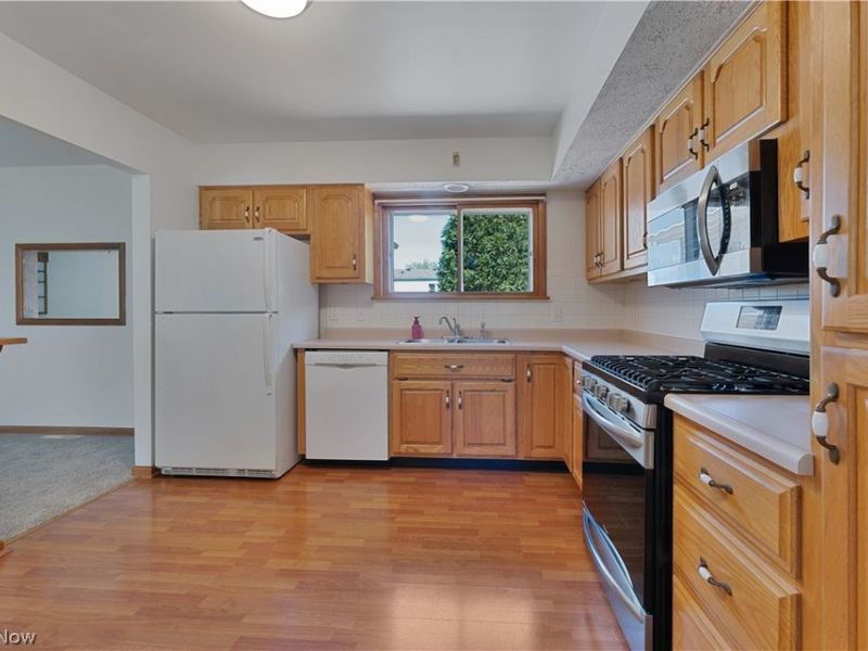 4576 Alderwood Drive , Canfield, OH 44406 Photo 8