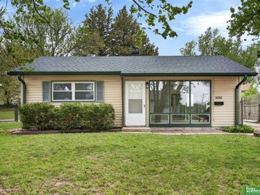 3030 S 38 Street , Omaha, NE 68105