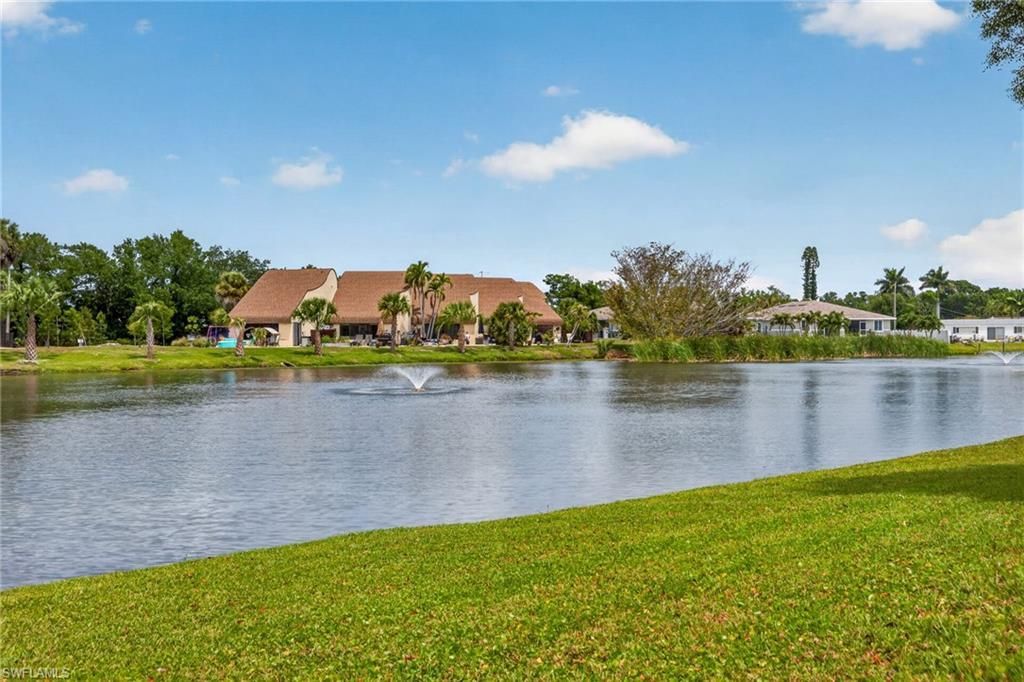 6844 Sandtrap Dr, Unit 2, Fort Myers, FL 33919 Photo