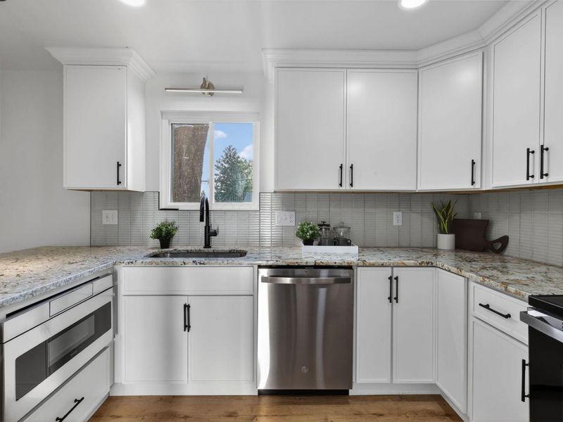 2880 Schwartz Road, Columbus, OH 43232 Photo 17