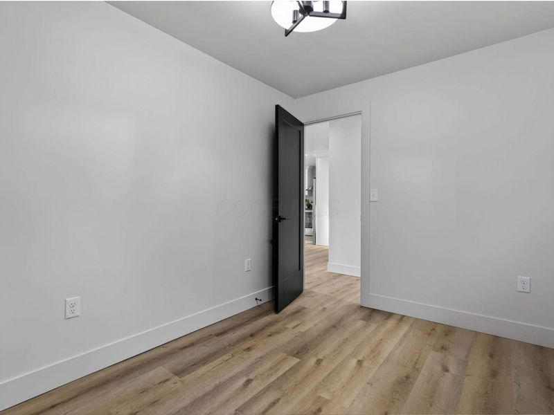 2880 Schwartz Road, Columbus, OH 43232 Photo 27