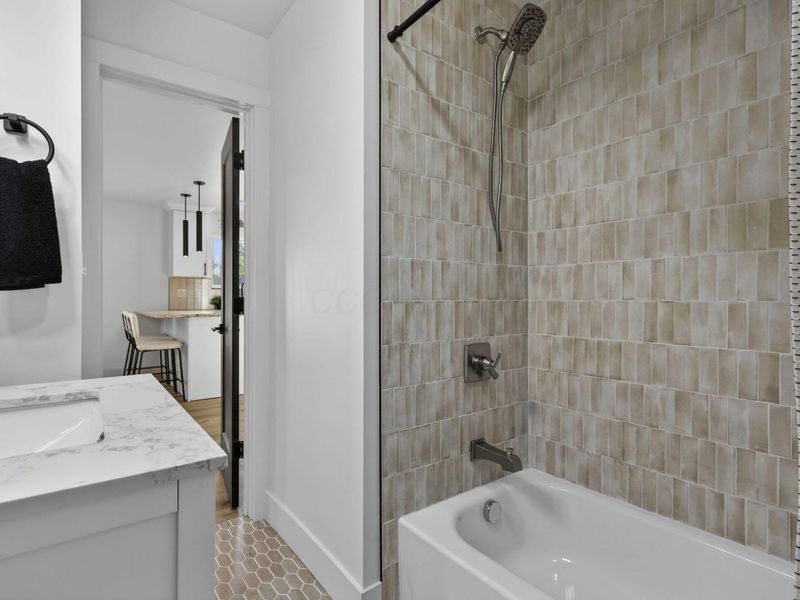 2880 Schwartz Road, Columbus, OH 43232 Photo 30