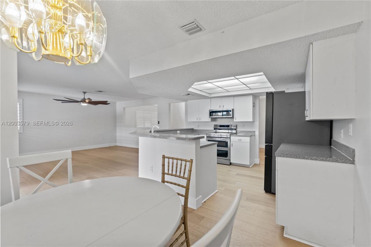 237 NW 100th Ave, Unit ., Plantation, FL 33324 Photo