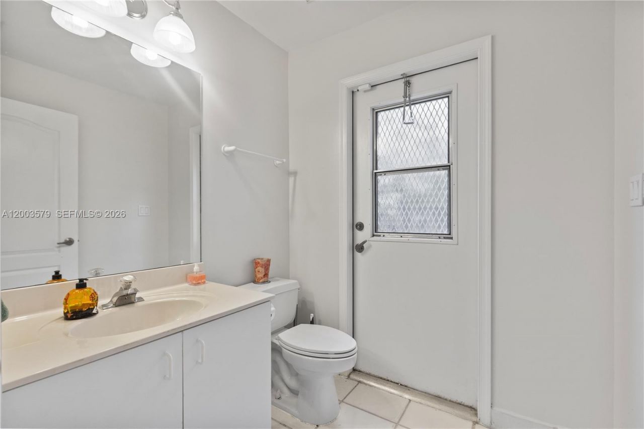 237 NW 100th Ave, Unit ., Plantation, FL 33324 Photo