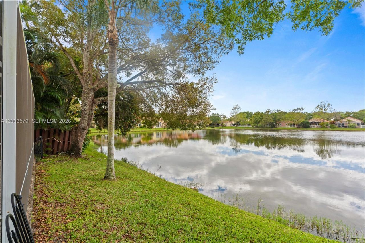 237 NW 100th Ave, Unit ., Plantation, FL 33324 Photo