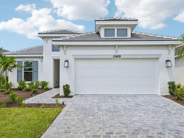13469 SW Alejandro Court, Port St. Lucie, FL 34987