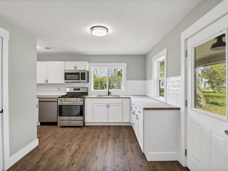 506 Washington Street, Port Clinton, OH 43452 Photo 28