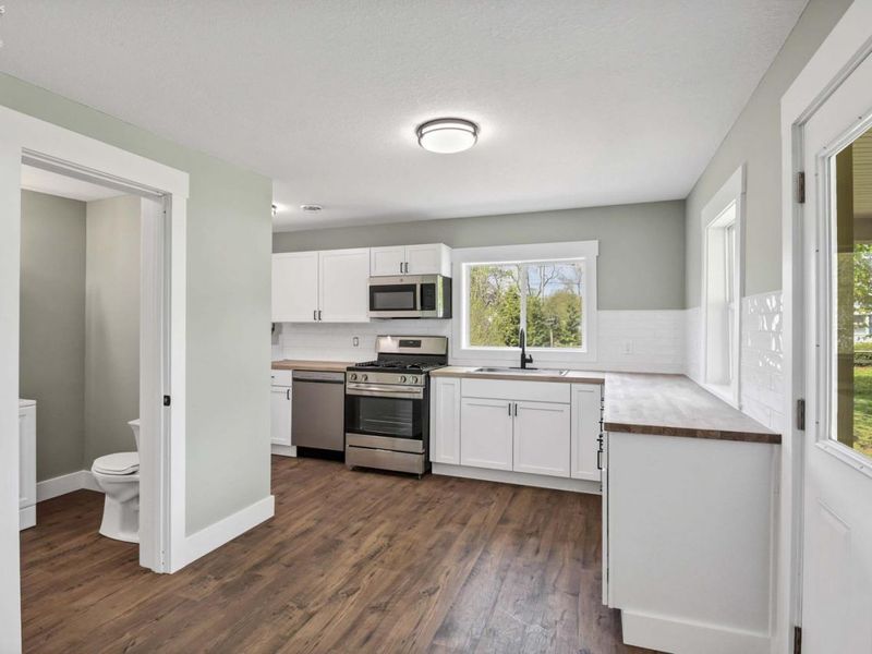 506 Washington Street, Port Clinton, OH 43452 Photo 30