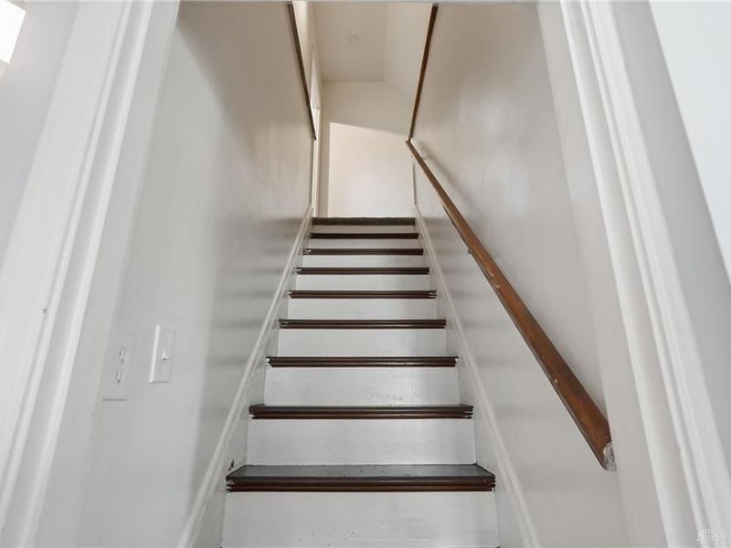 5642 Surrey Avenue, Green Township, OH 45248 Photo 19