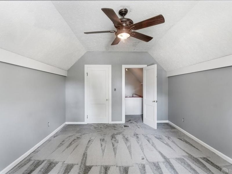 5642 Surrey Avenue, Green Township, OH 45248 Photo 22