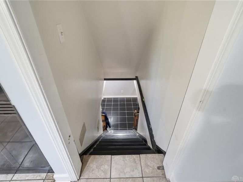 5642 Surrey Avenue, Green Township, OH 45248 Photo 25