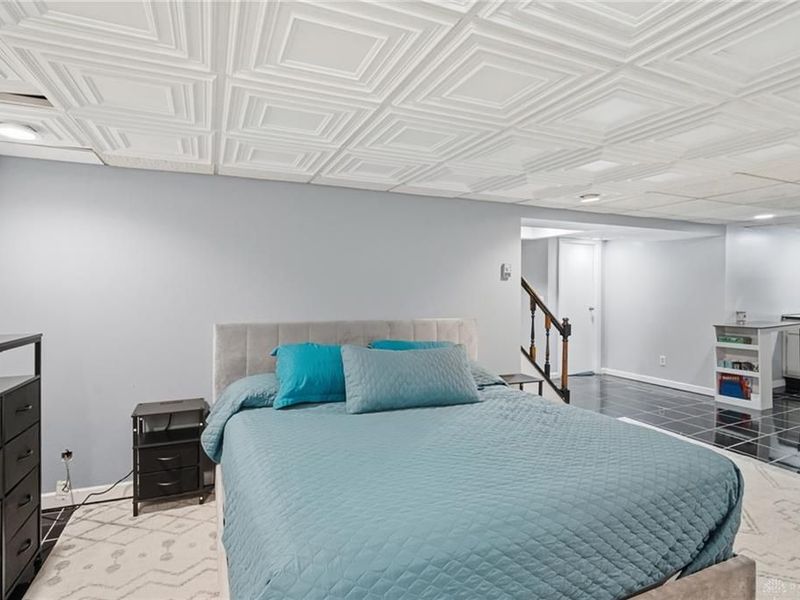 5642 Surrey Avenue, Green Township, OH 45248 Photo 28