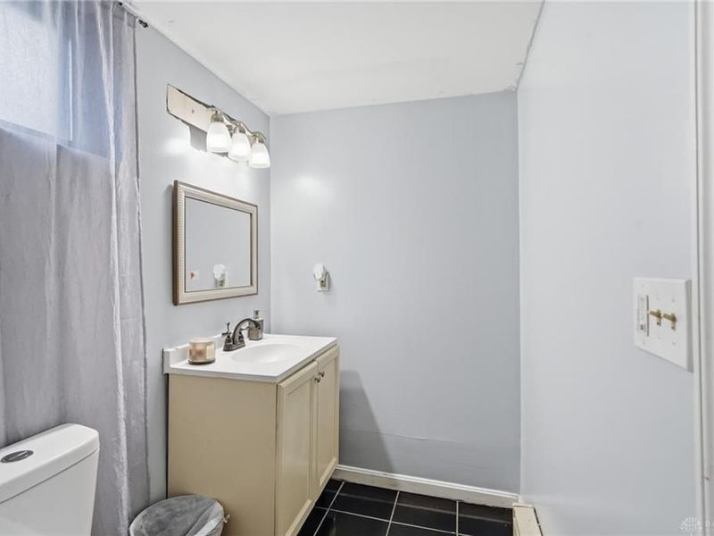 5642 Surrey Avenue, Green Township, OH 45248 Photo 33