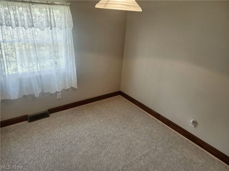 141 Sycamore Street, Mingo Junction, OH 43938 Photo 13