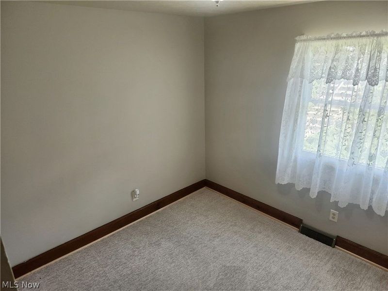 141 Sycamore Street, Mingo Junction, OH 43938 Photo 15
