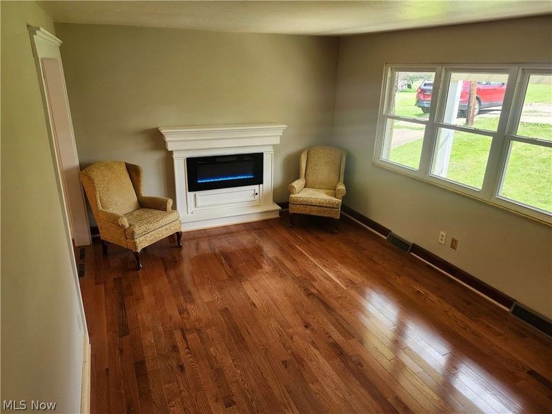 141 Sycamore Street, Mingo Junction, OH 43938 Photo 2