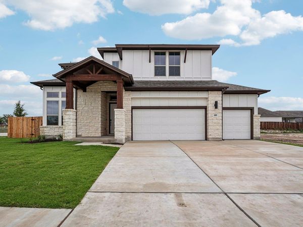 509 Treadwell LN , Kyle, TX 78640