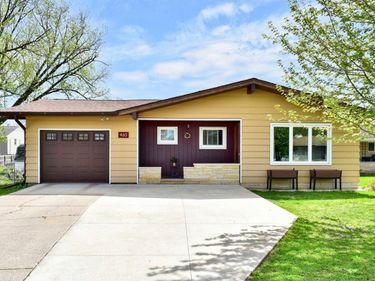 460 Junction Street, Winona, MN 55987