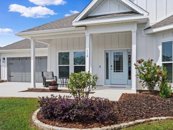 110 E Oak Trees Lane, Freeport, FL 32439