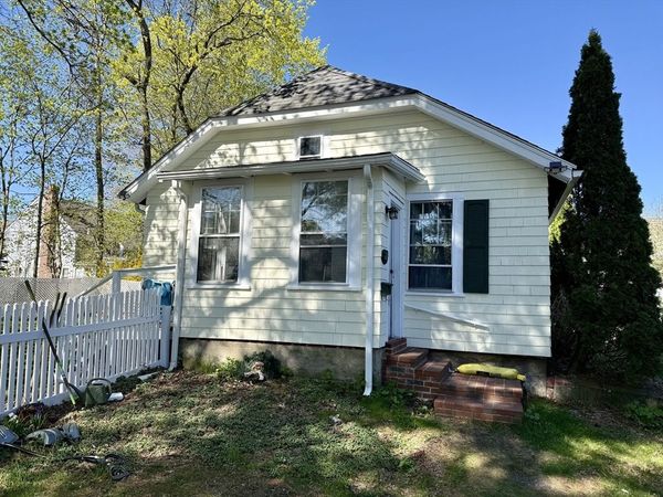 21 1/2 Union Street, Natick, MA 01760