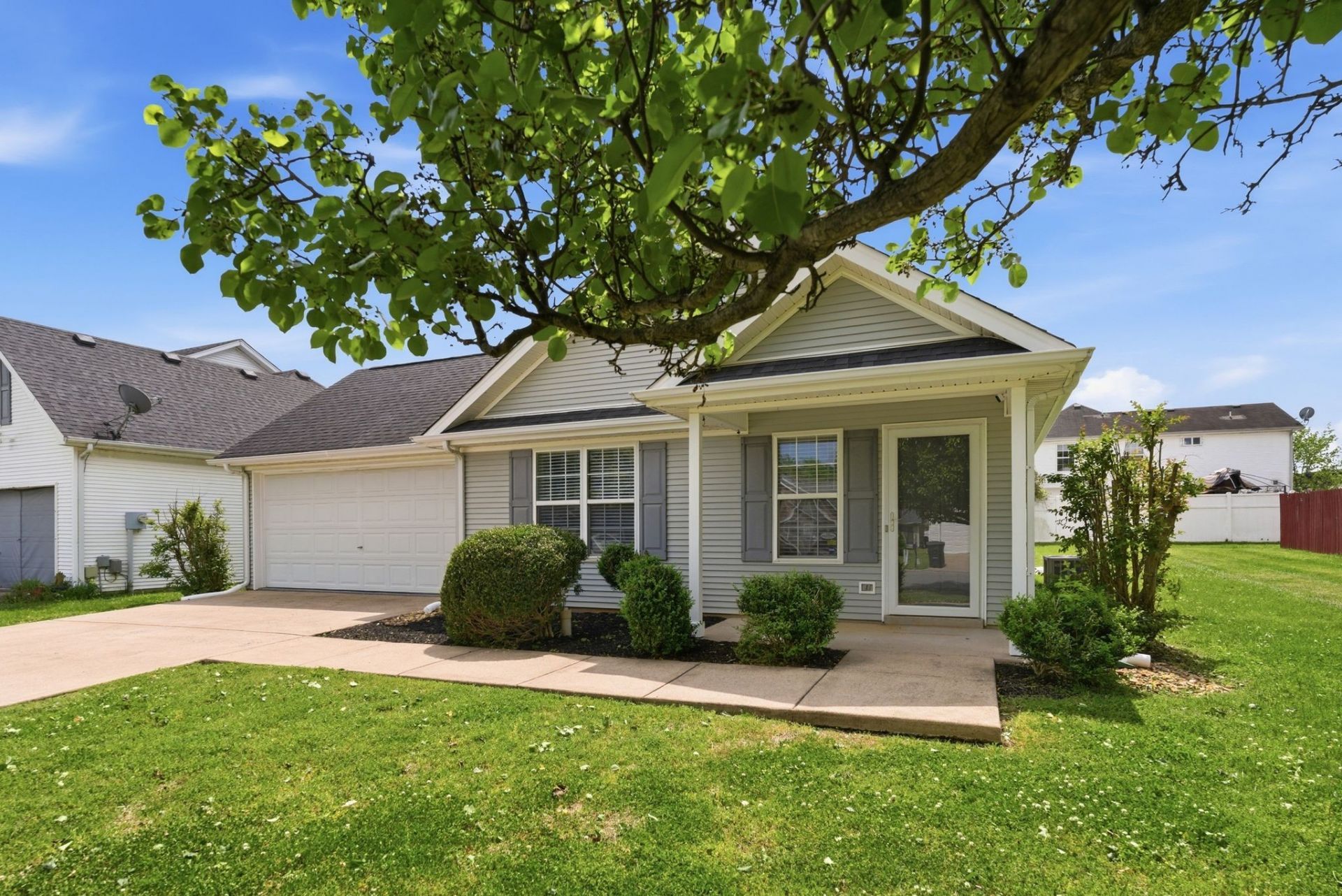 5095 Cornelius Dr, Murfreesboro, TN 37129 Main Photo