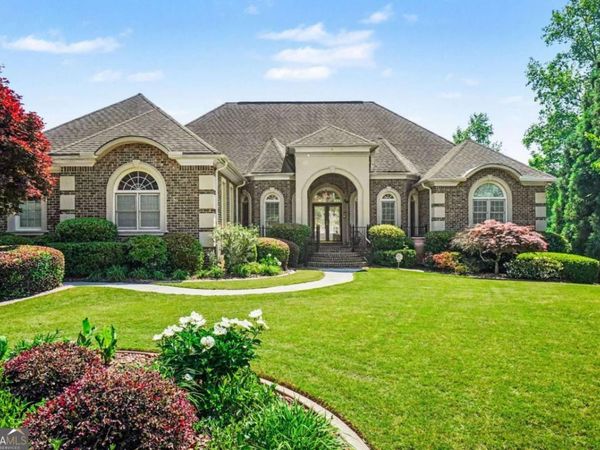 5035 Guilford Forest Drive SW, Atlanta, GA 30331