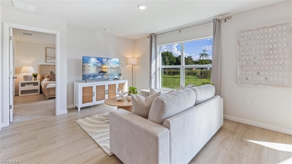 383 Radiant Sun Ln, Lehigh Acres, FL 33936 Photo