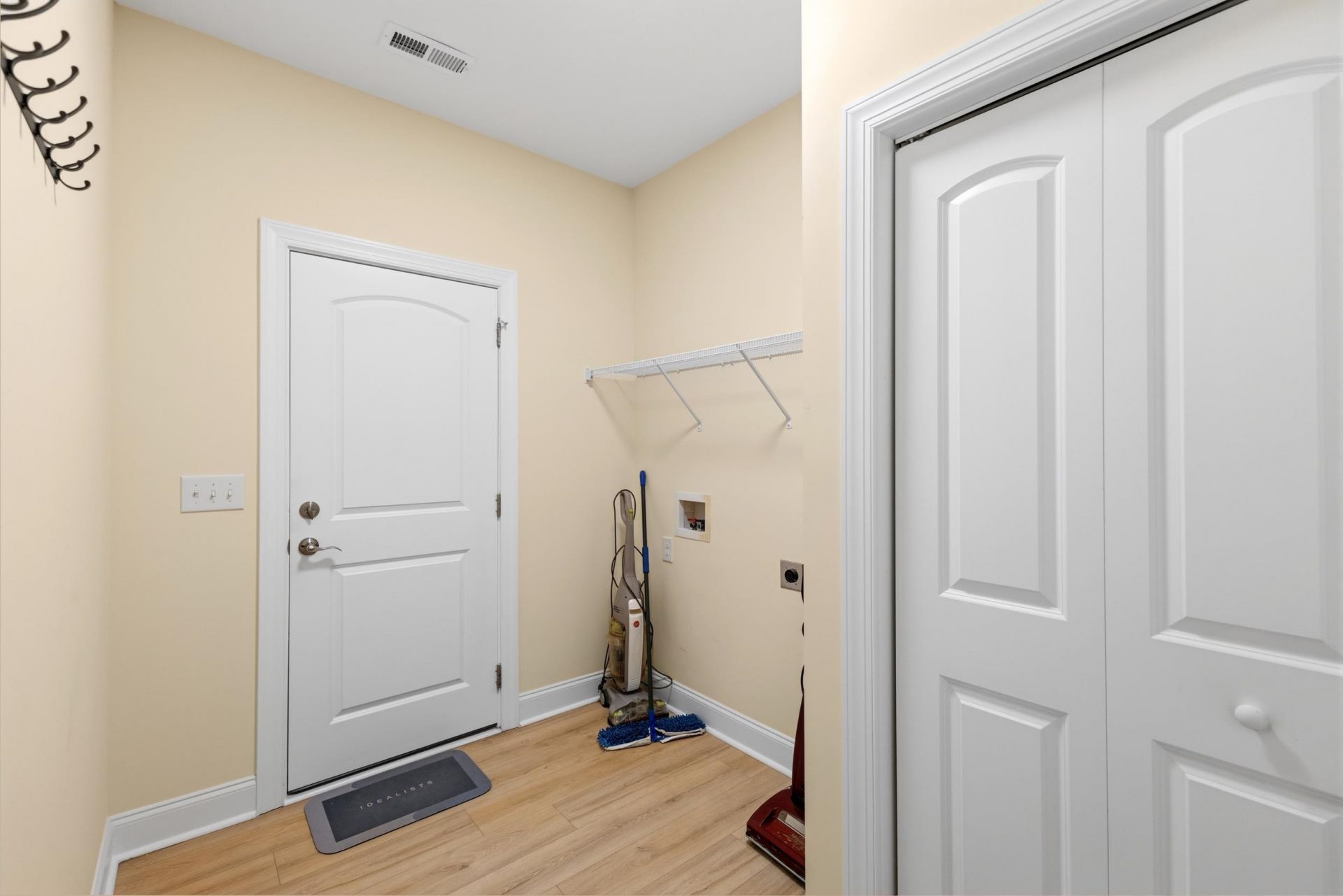 4699 Red Bluff Rd. Photo 50