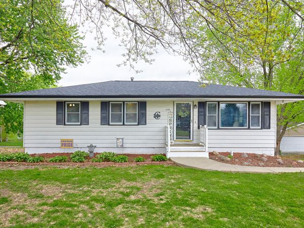 1110 E Euclid Avenue, Indianola, IA 50125