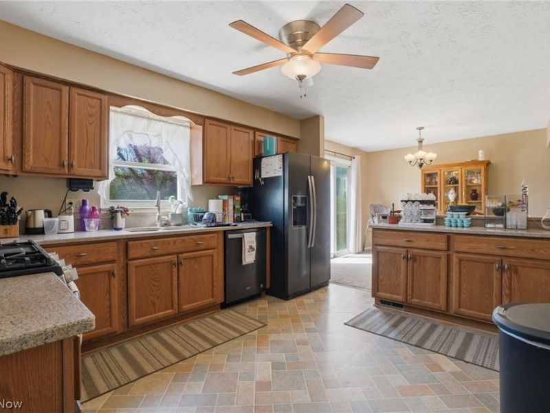 1876 Laurel Drive, Twinsburg, OH 44087 Photo 10